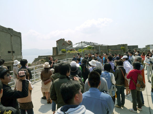 hashima tour